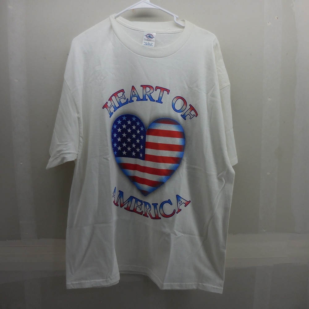 Delta Pro Weight Heart of America Graphic T-Shirt White XL Patriotic US Flag